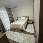 דירה Cozy In Tirana, Albania טיראנה